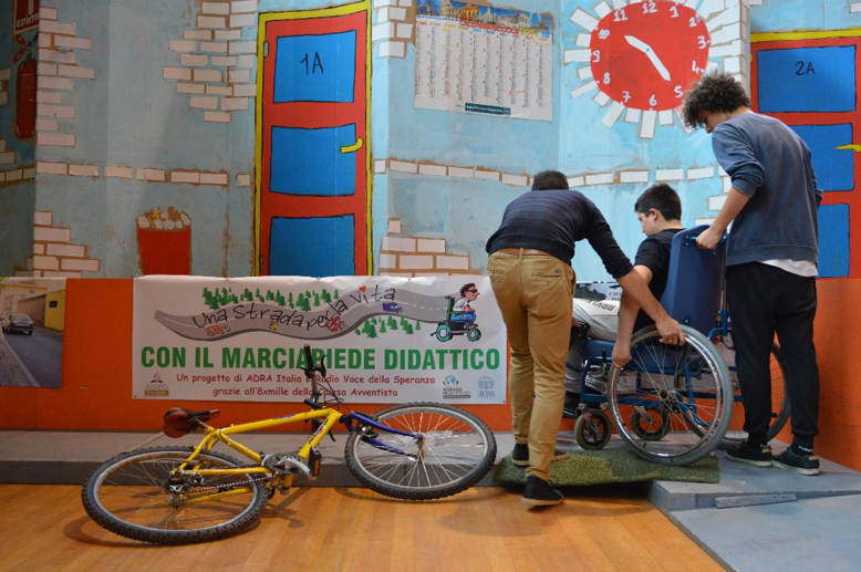 Il Marciapiede Didattico: Un Viaggio Verso Il Futuro