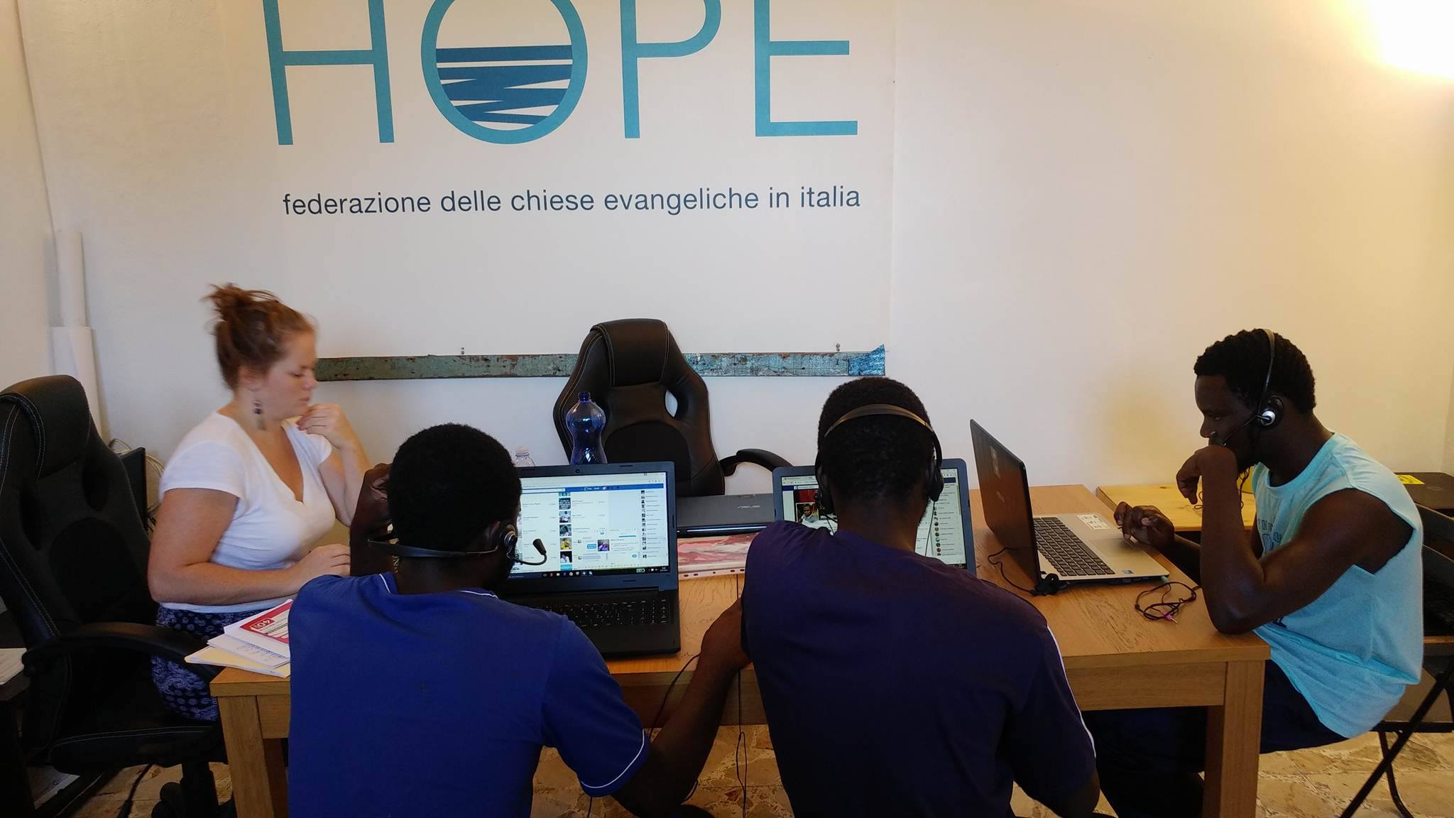 Tre Nuovi Computer Per Lampedusa